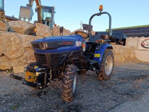 Farmtrac 26 H mit Hydrostat, Fronthydraulik und Frontzapfwelle